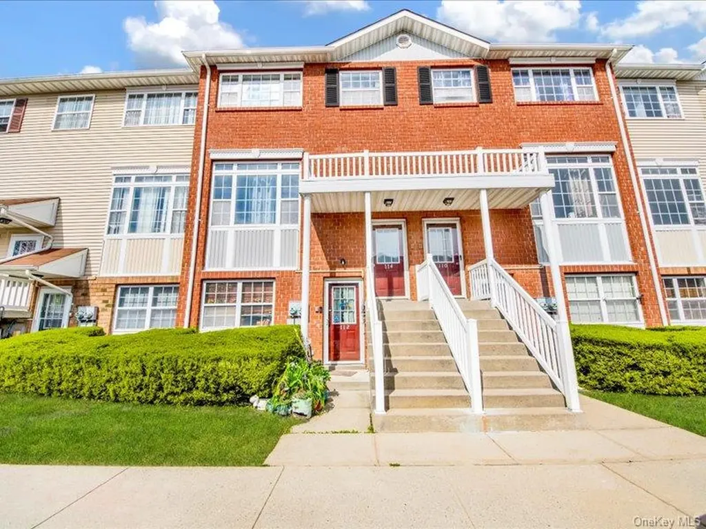 114 Beacon Lane Bronx NY 10473