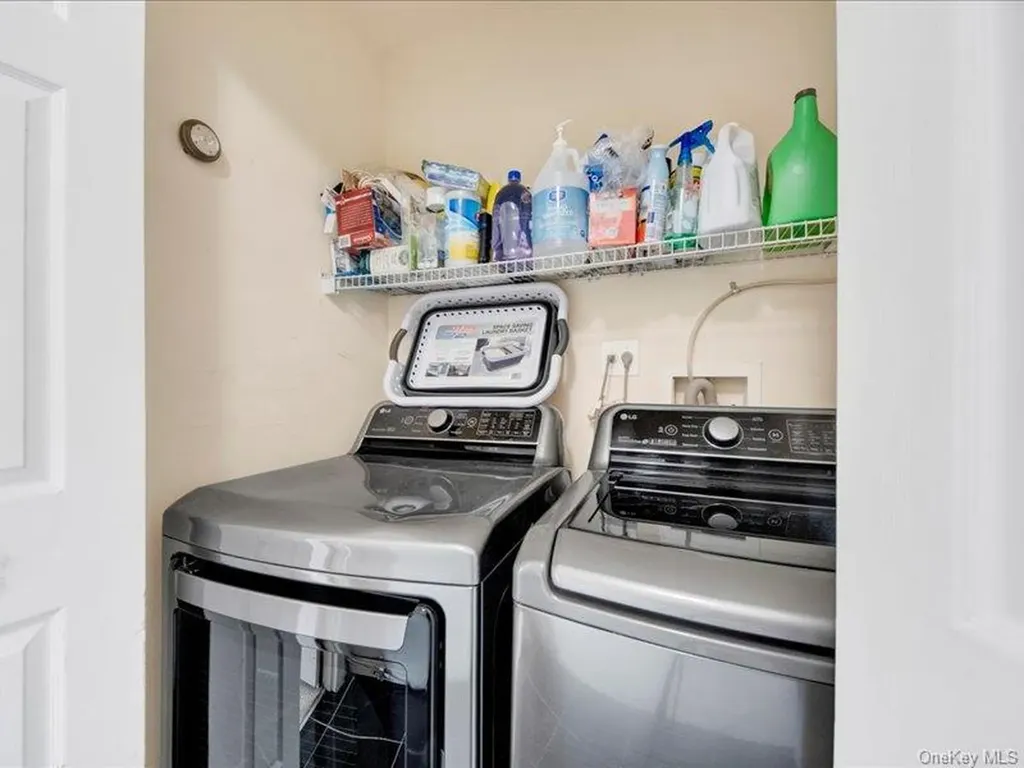 114 Beacon Lane Bronx NY 10473