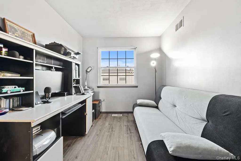 114 Beacon Lane Bronx NY 10473