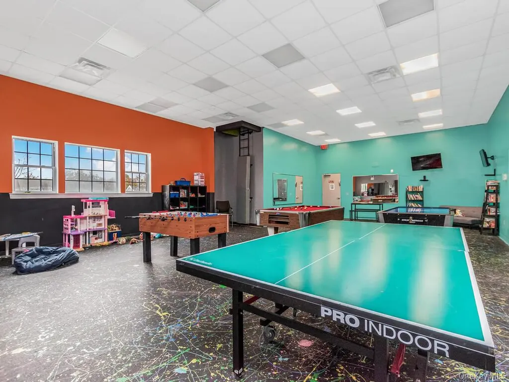 114 Beacon Lane Bronx NY 10473