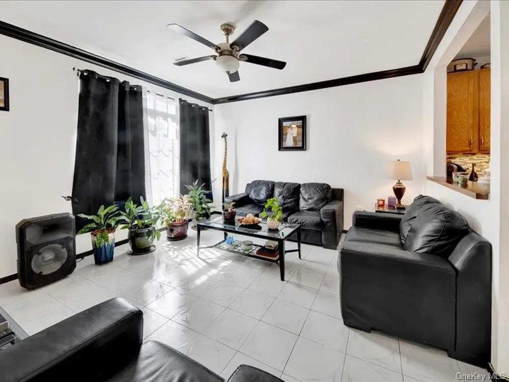 114 Beacon Lane Bronx NY 10473