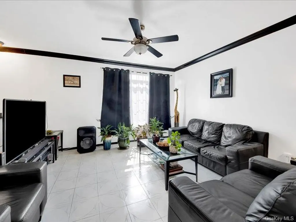 114 Beacon Lane Bronx NY 10473