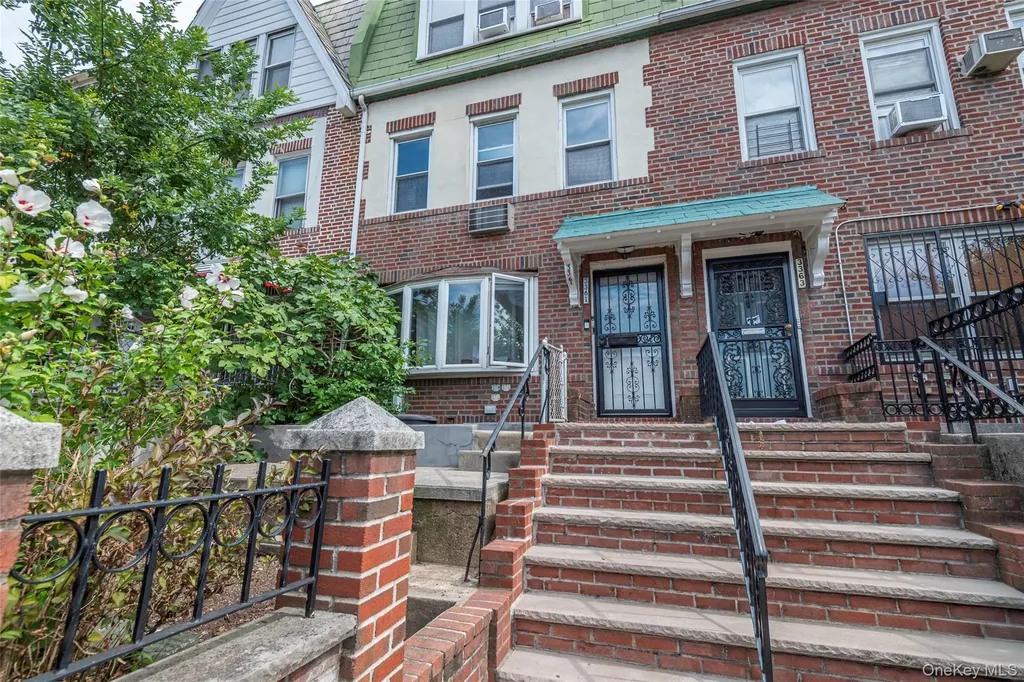 3361 29th Street Astoria NY 11106