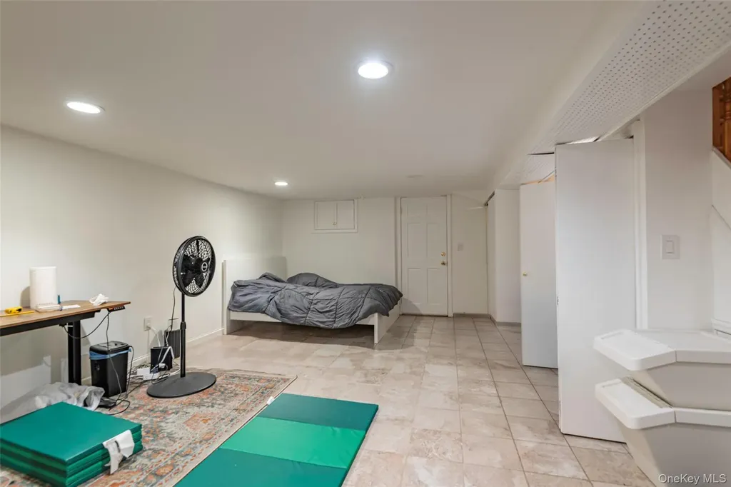 3361 29th Street Astoria NY 11106