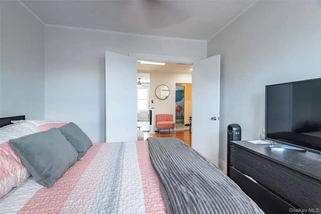 3361 29th Street Astoria NY 11106