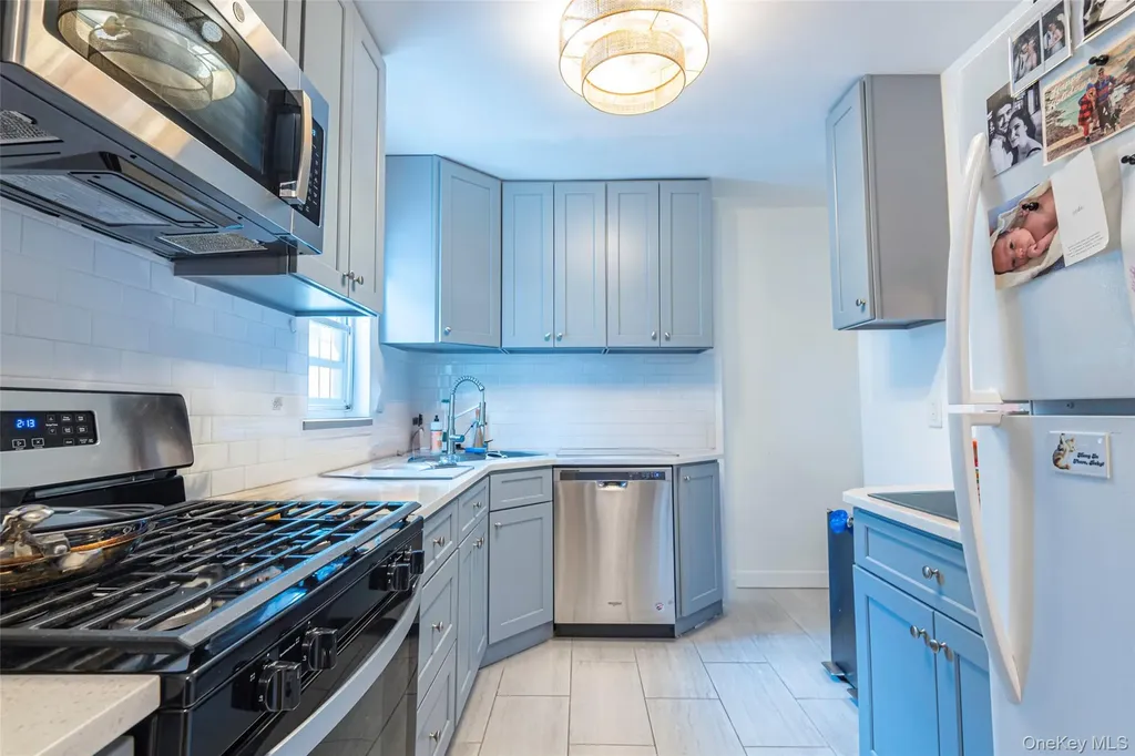 3361 29th Street Astoria NY 11106
