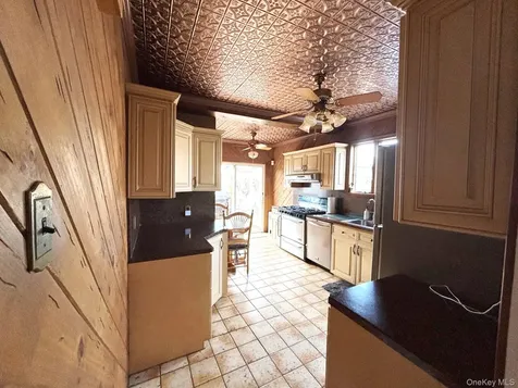 80 Henry Street South Merrick NY 11566