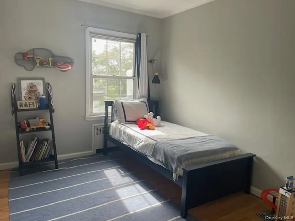 803 Barberry Lane Woodsburgh NY 11598