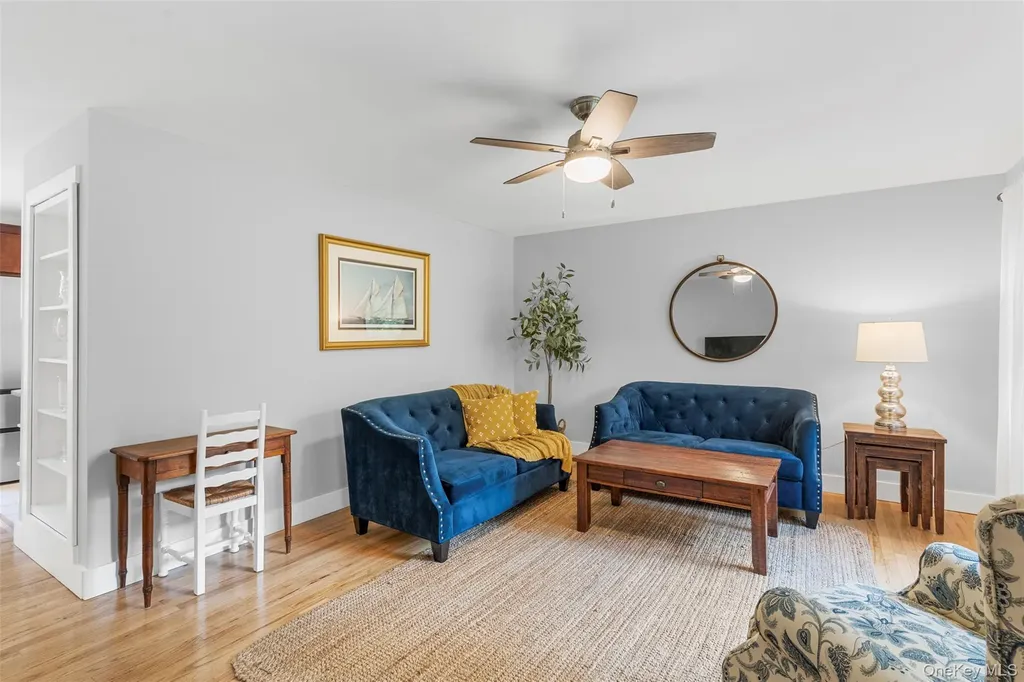 222 Queens Highway Kerhonkson NY 12446