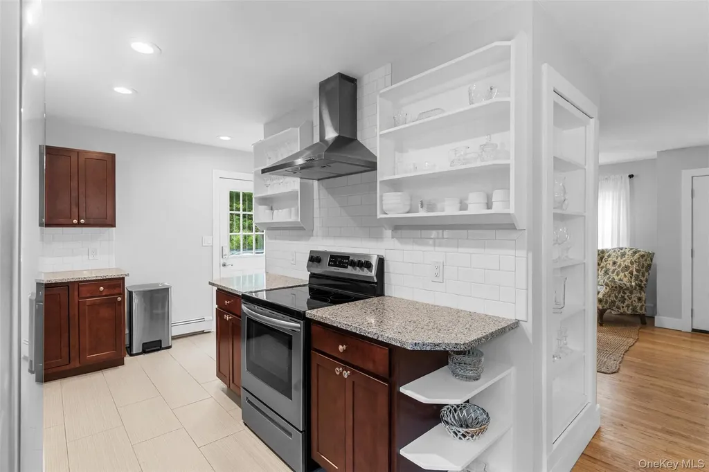 222 Queens Highway Kerhonkson NY 12446