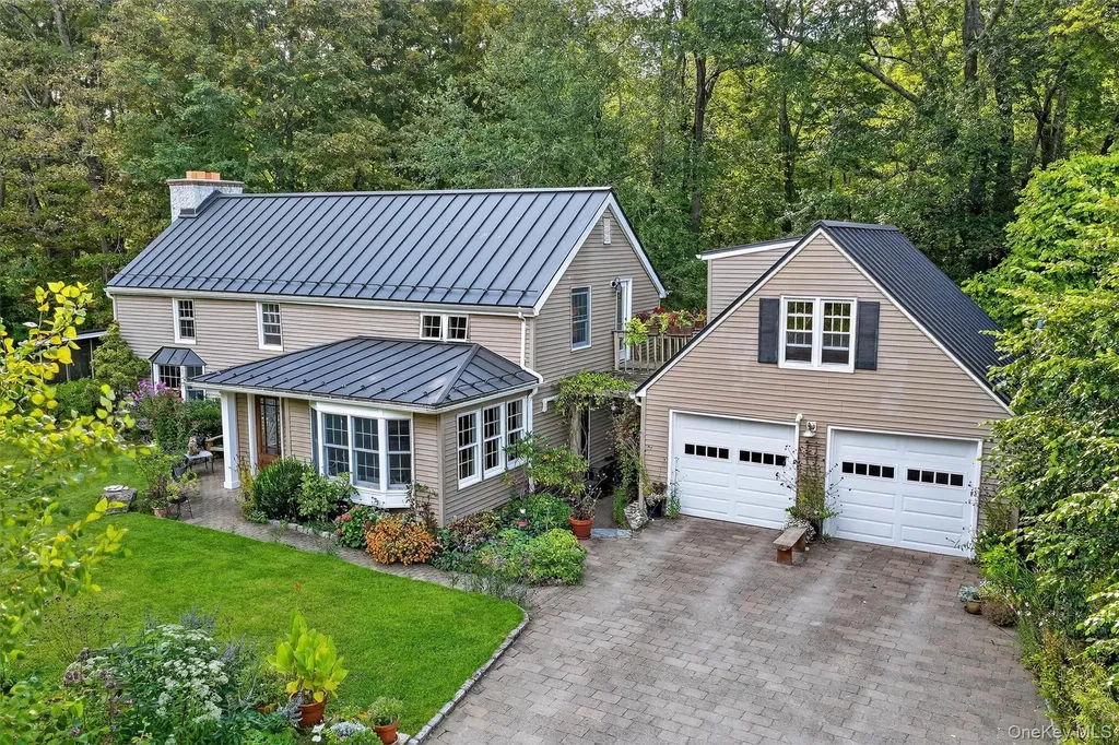 1376 Spring Valley Road Ossining NY 10562