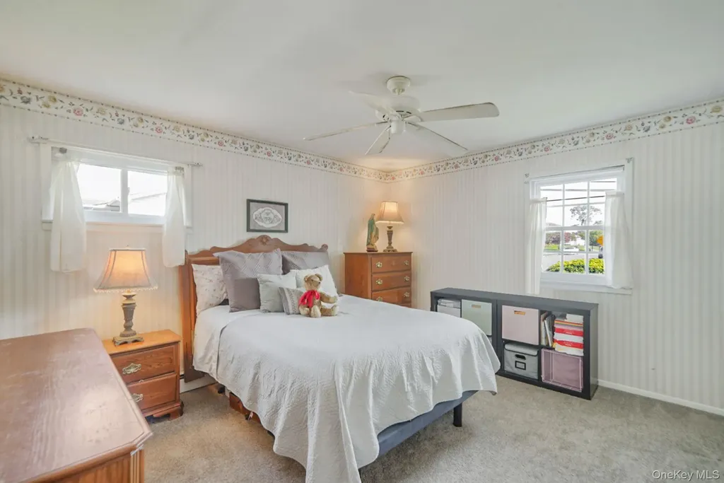 21 Coleridge Road Holbrook NY 11741