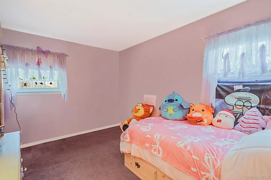 21 Coleridge Road Holbrook NY 11741