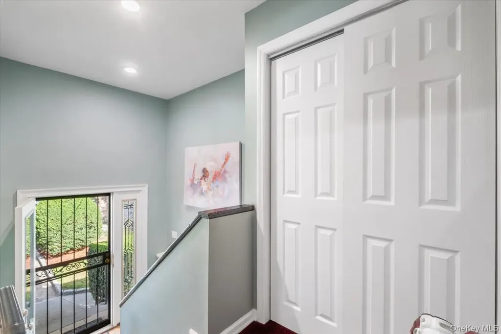 548 S 9th Avenue Mount Vernon NY 10550