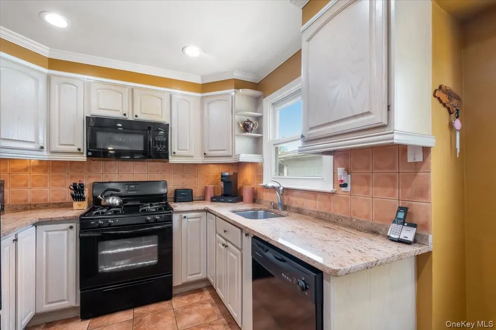 548 S 9th Avenue Mount Vernon NY 10550