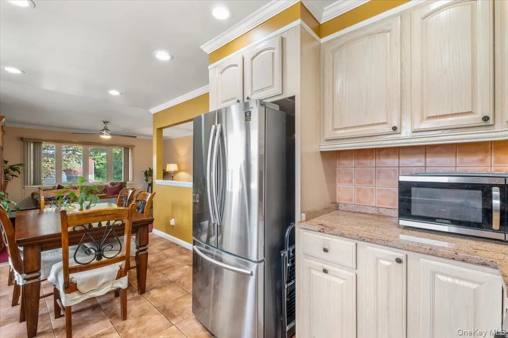 548 S 9th Avenue Mount Vernon NY 10550