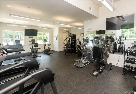 128 Hudson View Terrace Hyde Park NY 12538