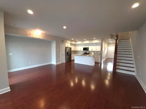 128 Hudson View Terrace Hyde Park NY 12538