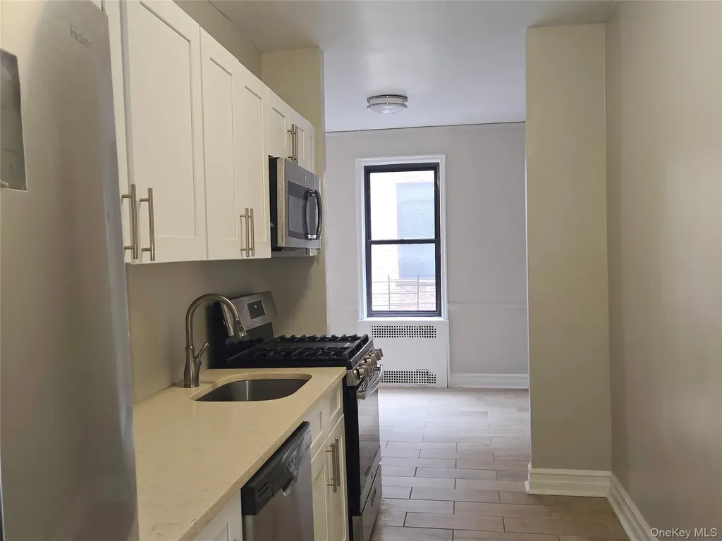 55 E 190th Street Bronx NY 10468