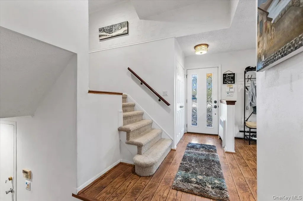 2 Doone Drive Syosset NY 11791