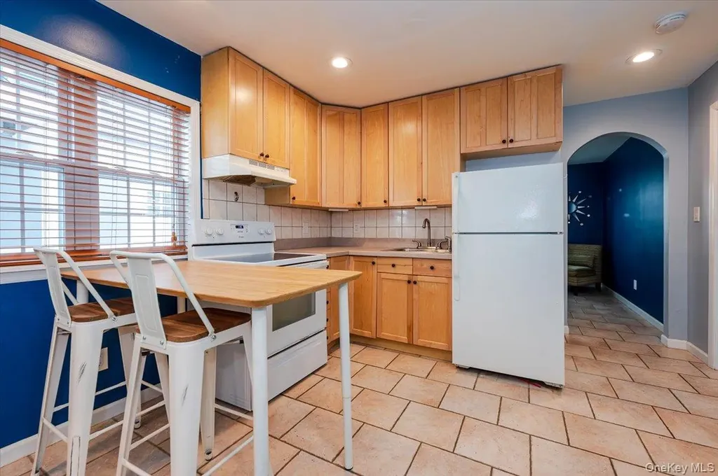 82 Tennessee Avenue Long Beach NY 11561