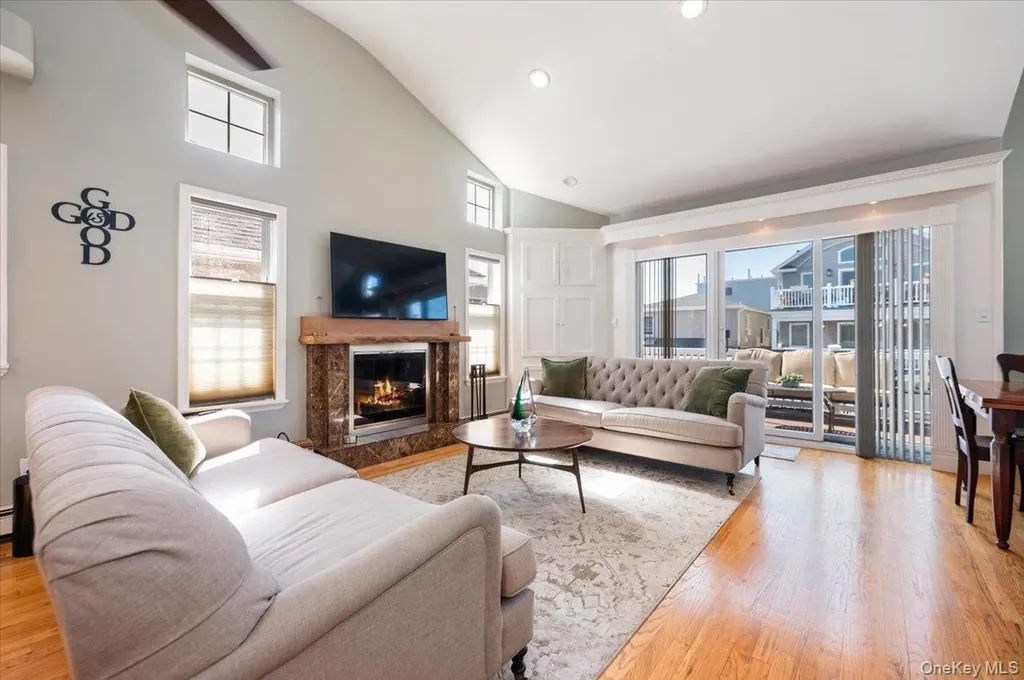 82 Tennessee Avenue Long Beach NY 11561