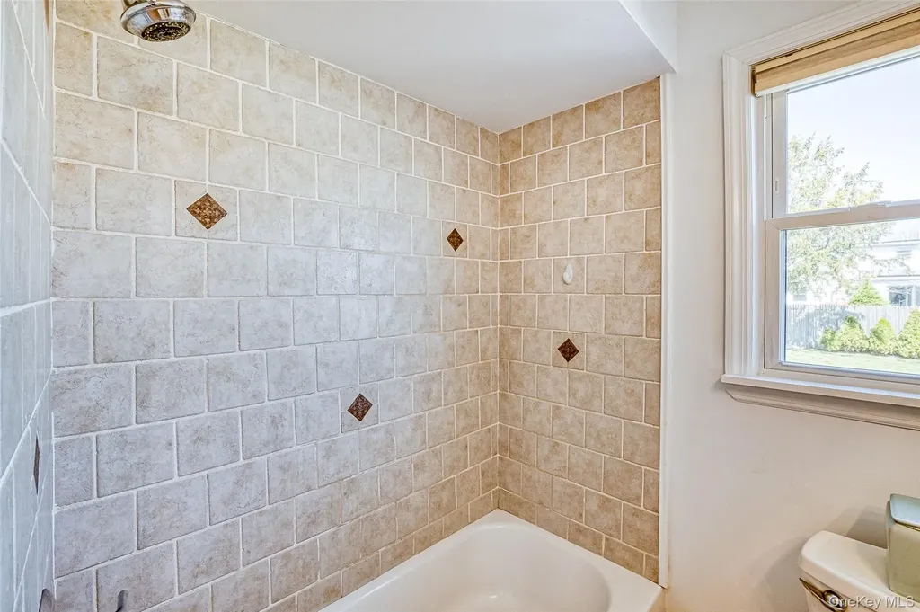 210 11th Street West Babylon NY 11704