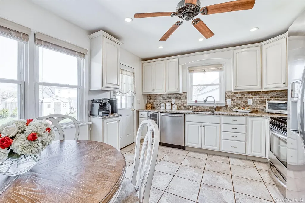 210 11th Street West Babylon NY 11704