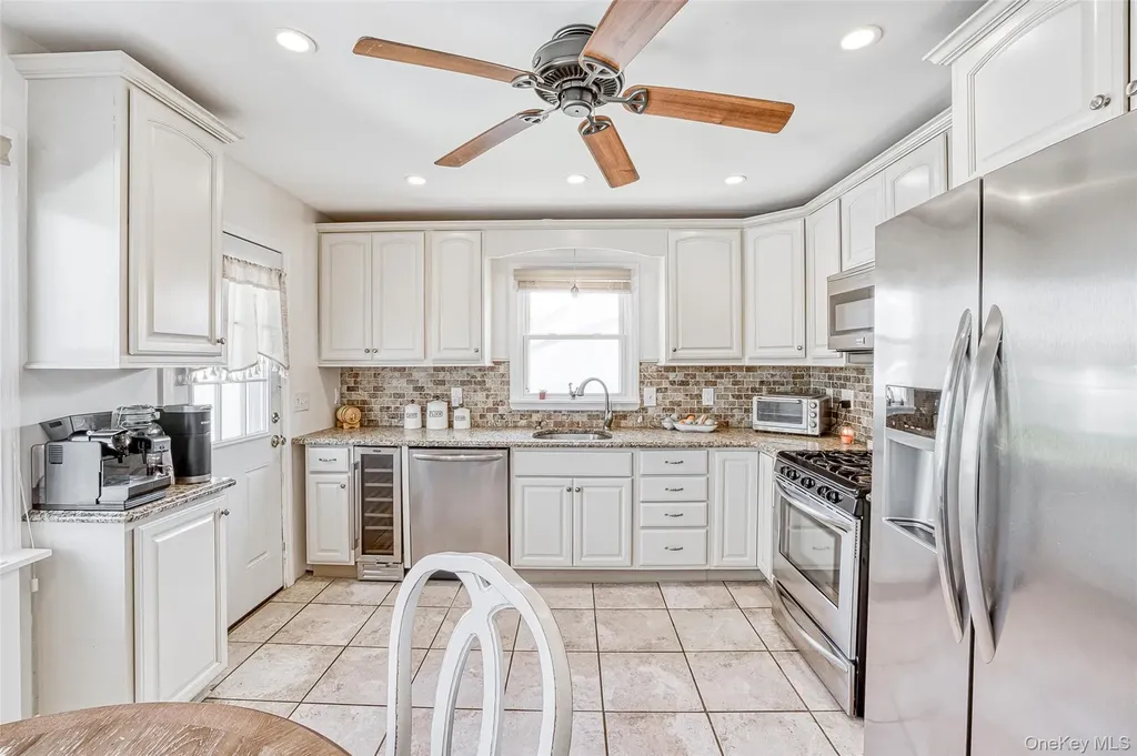 210 11th Street West Babylon NY 11704