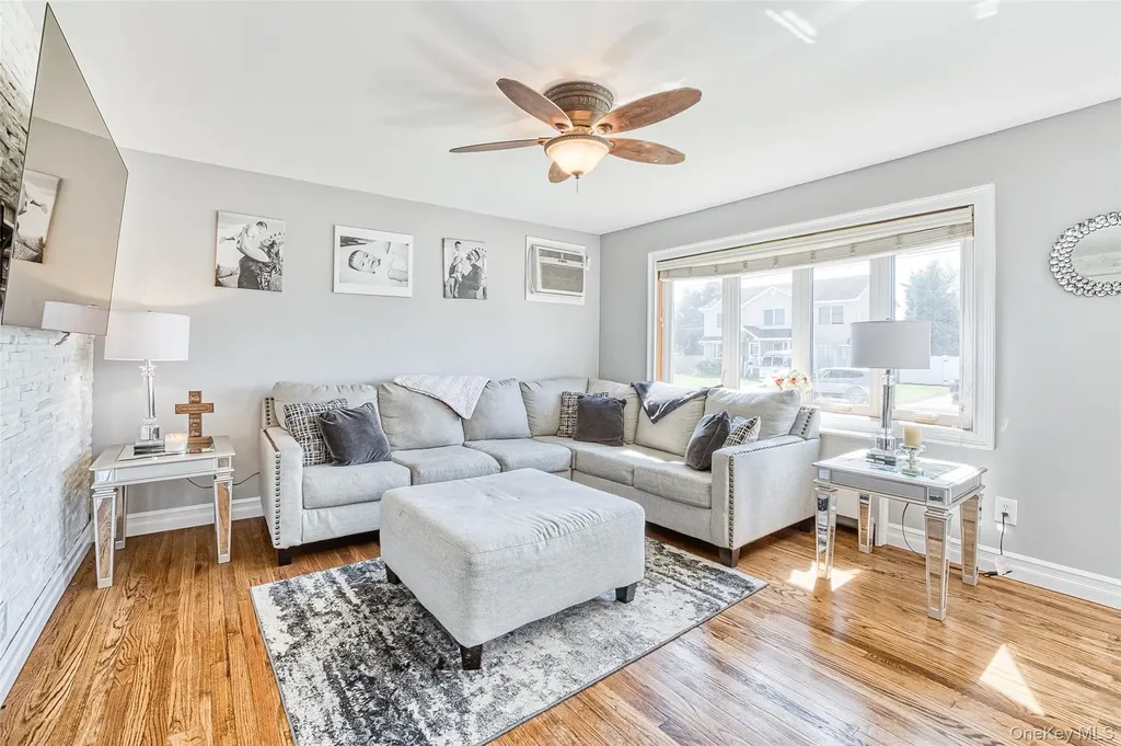 210 11th Street West Babylon NY 11704