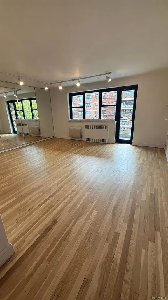 88-25 155 Avenue Howard Beach NY 11414