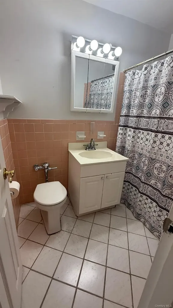 88-25 155 Avenue Howard Beach NY 11414