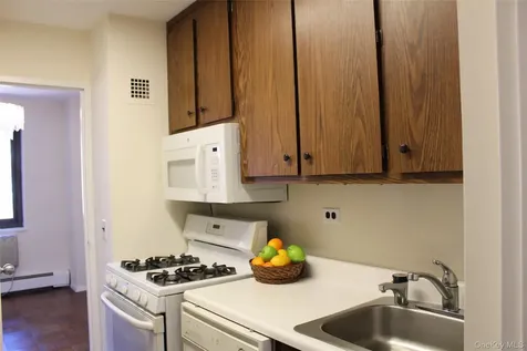 100 E Hartsdale Avenue Hartsdale NY 10530