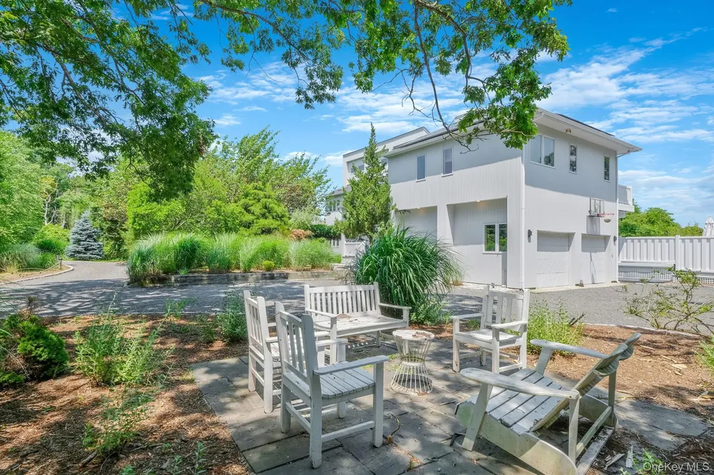 333 Roe Avenue East Patchogue NY 11772