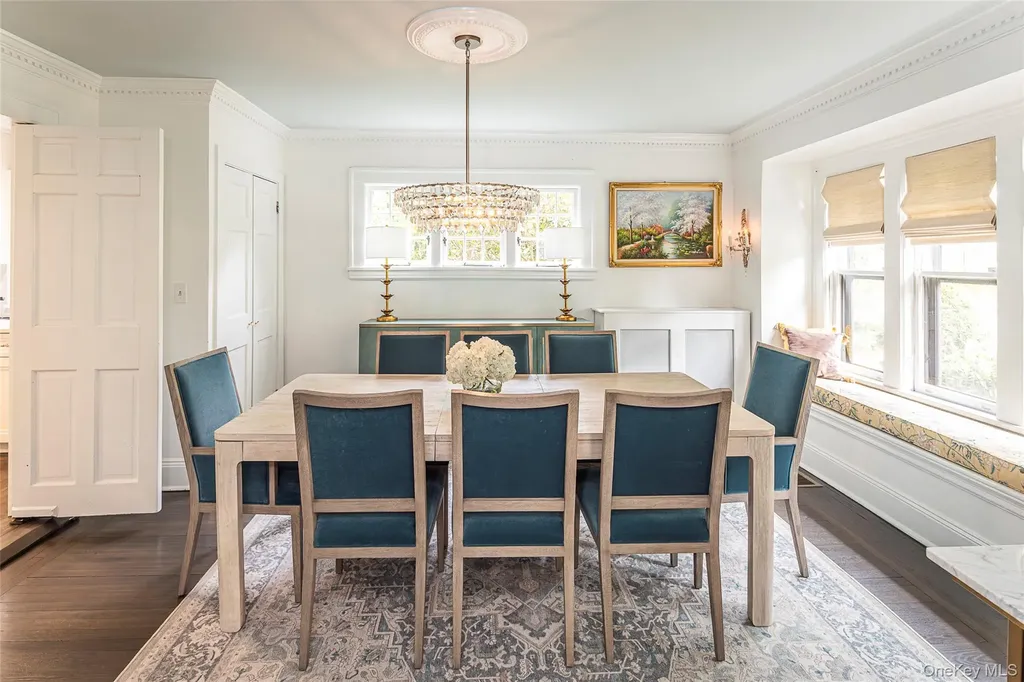 119 Pondfield Road W Bronxville NY 10708