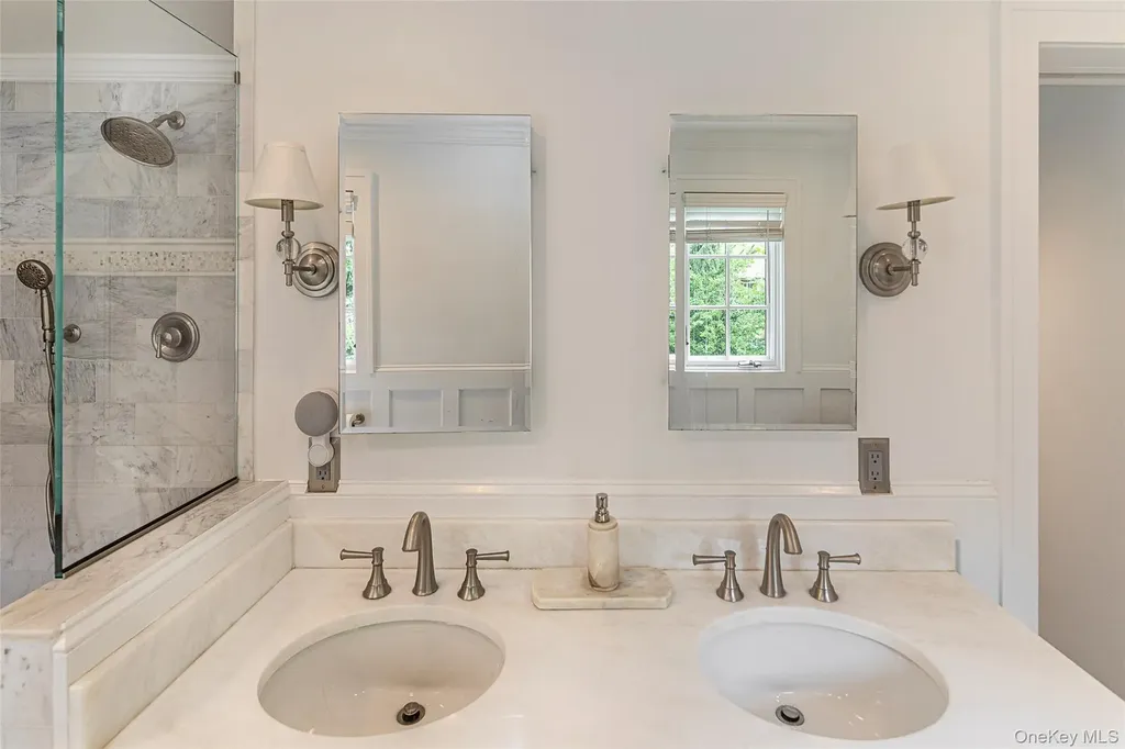 119 Pondfield Road W Bronxville NY 10708