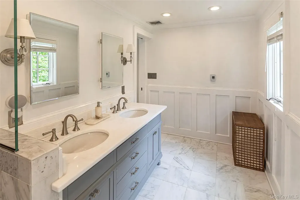 119 Pondfield Road W Bronxville NY 10708