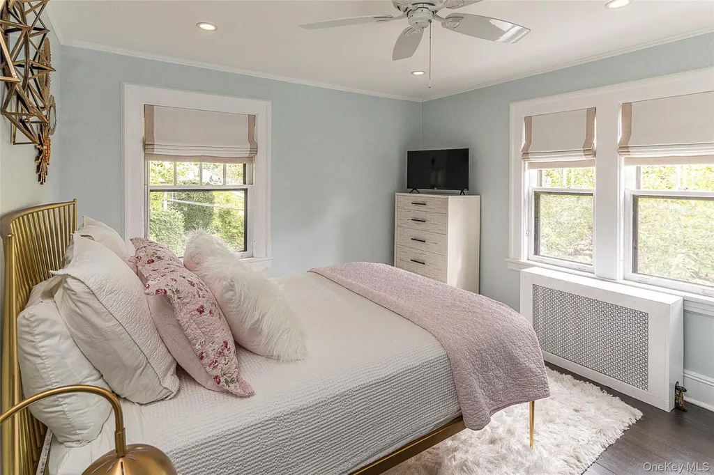 119 Pondfield Road W Bronxville NY 10708