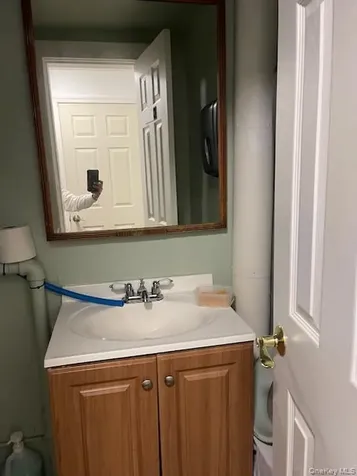 93 Lake Avenue Eastchester NY 10707