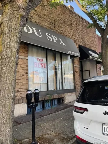 93 Lake Avenue Eastchester NY 10707