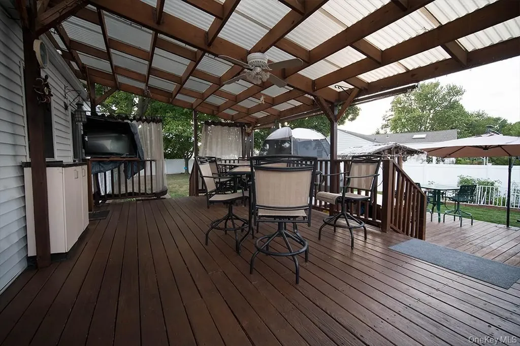 1 Puritan Place West Babylon NY 11704