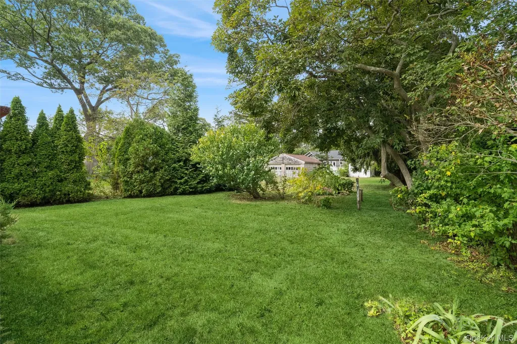 15 Lillian Place Patchogue NY 11772