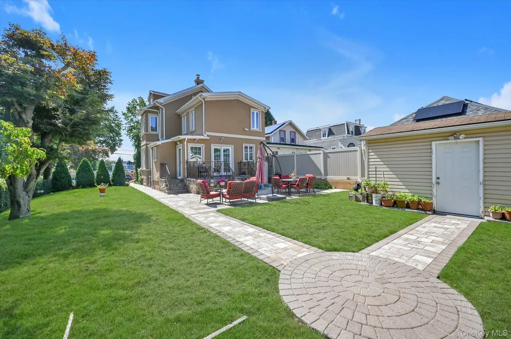 14915 11th Avenue Whitestone NY 11357