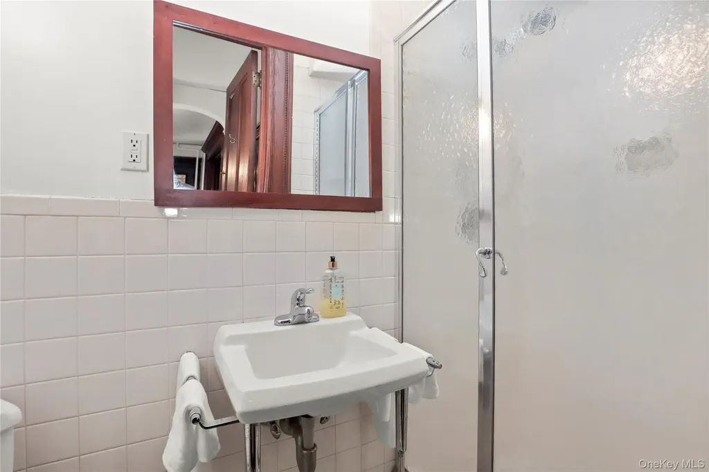 16 Bedford Road Katonah NY 10536
