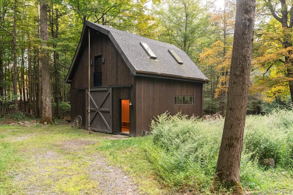 241 Silver Hollow Road Willow NY 12495