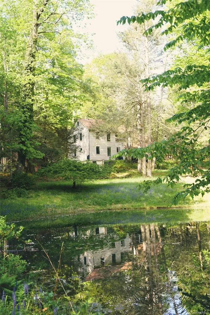 241 Silver Hollow Road Willow NY 12495