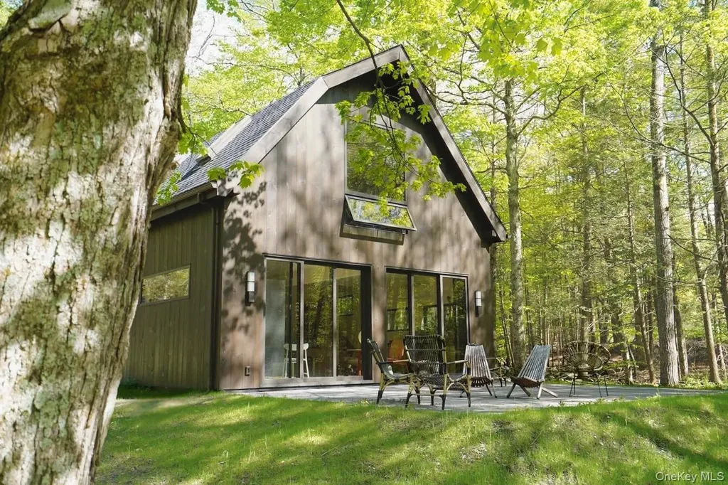 241 Silver Hollow Road Willow NY 12495