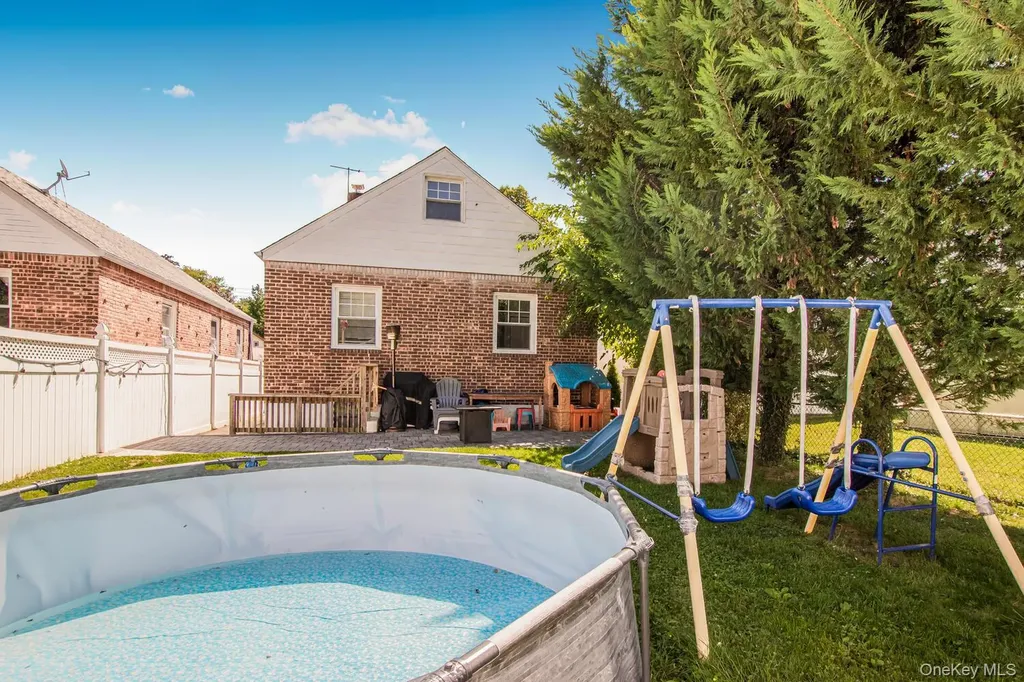 81 Bainton Street Yonkers NY 10704