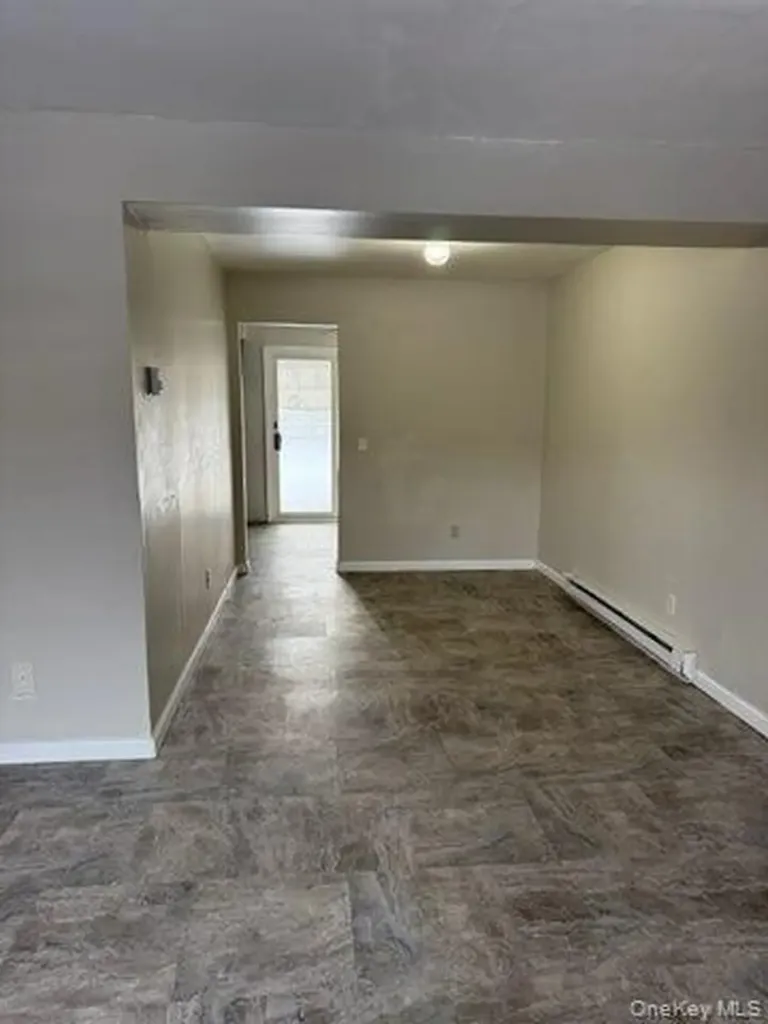 407 Saracino Drive Maybrook NY 12543