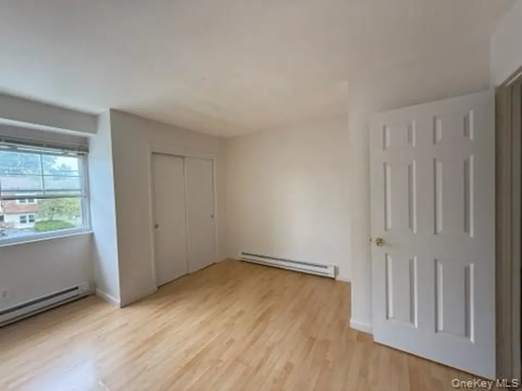 407 Saracino Drive Maybrook NY 12543